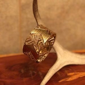 Gold Chevron floating bangle